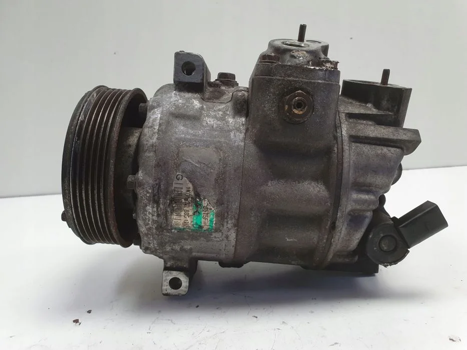 SPRĘŻARKA KLIMATYZACJI VW Golf V 1.9 TDI _ pompa 1K0820803G