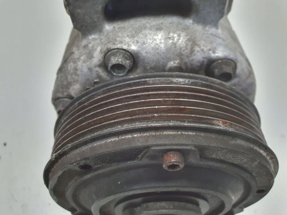 SPRĘŻARKA KLIMATYZACJI VW Golf V 1.9 TDI _ pompa 1K0820803G – zdjęcie 5