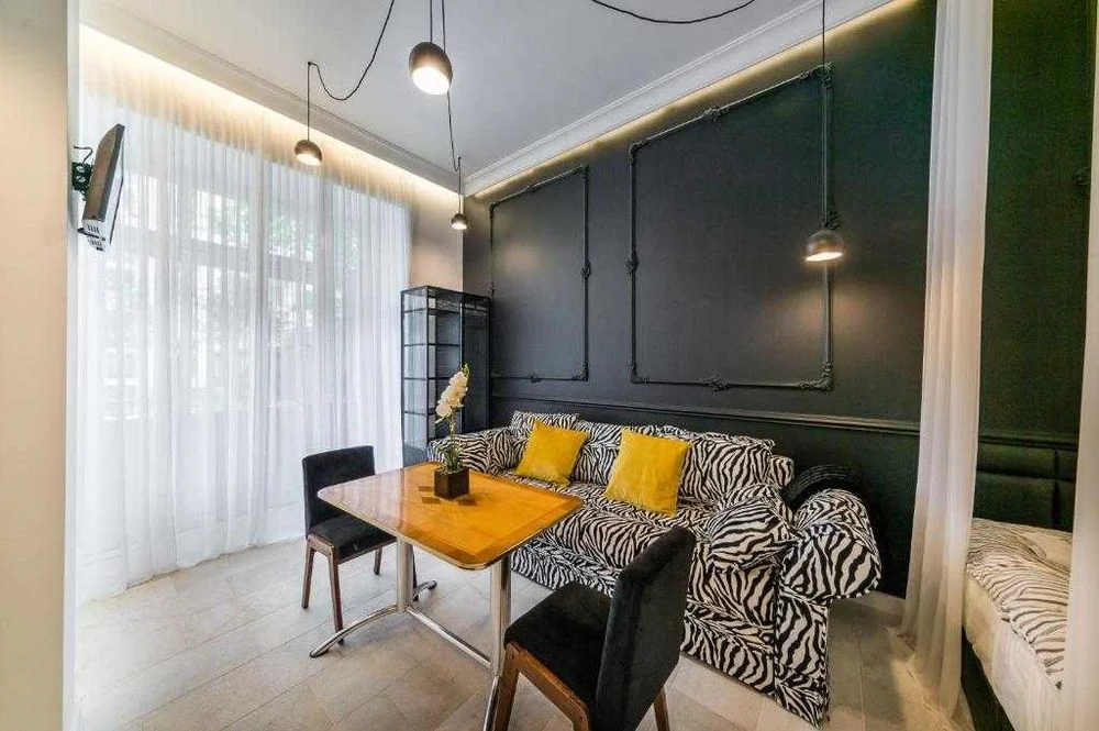 Najem krótkoterminowy – apartament na doby pod Wawelem – Plac Na Groblach 19 – Self check-in – Parking podziemny – Bulwary Wiślane i Rynek pieszo – zdjęcie 6