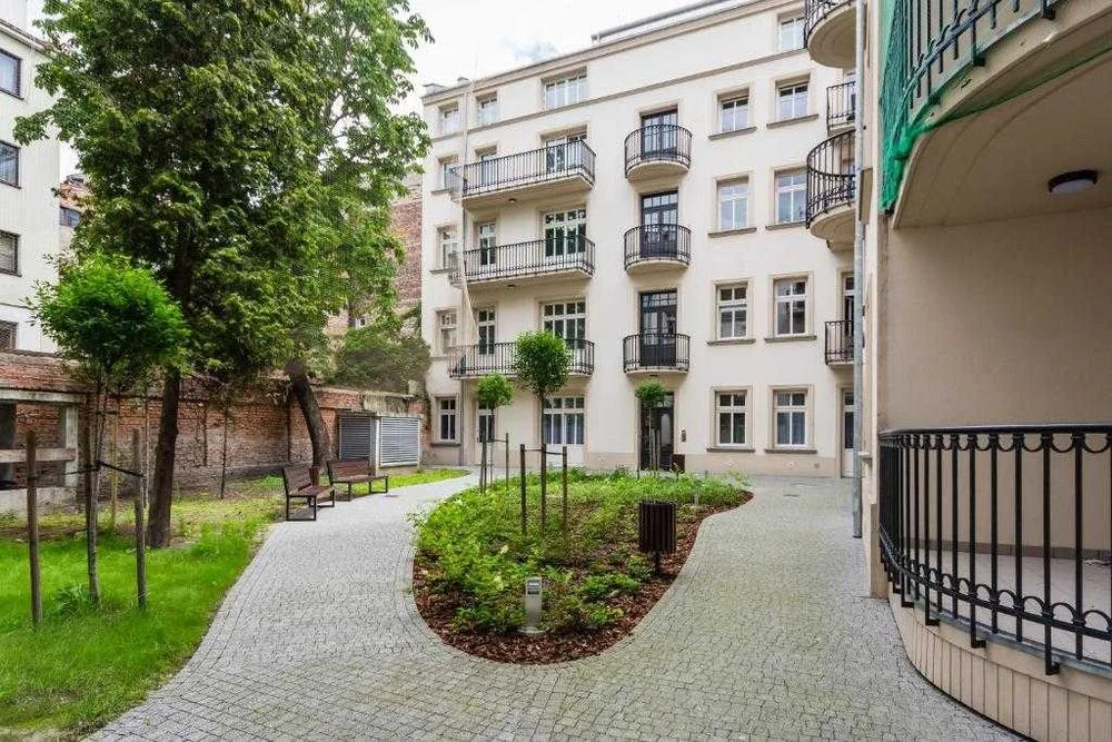 Najem krótkoterminowy – apartament na doby pod Wawelem – Plac Na Groblach 19 – Self check-in – Parking podziemny – Bulwary Wiślane i Rynek pieszo – zdjęcie 5