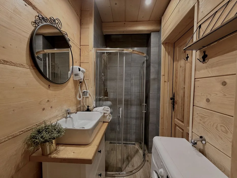Domek z jacuzzi i widokiem na Tatry blisko Zakopanego cisza i relaks – zdjęcie 12
