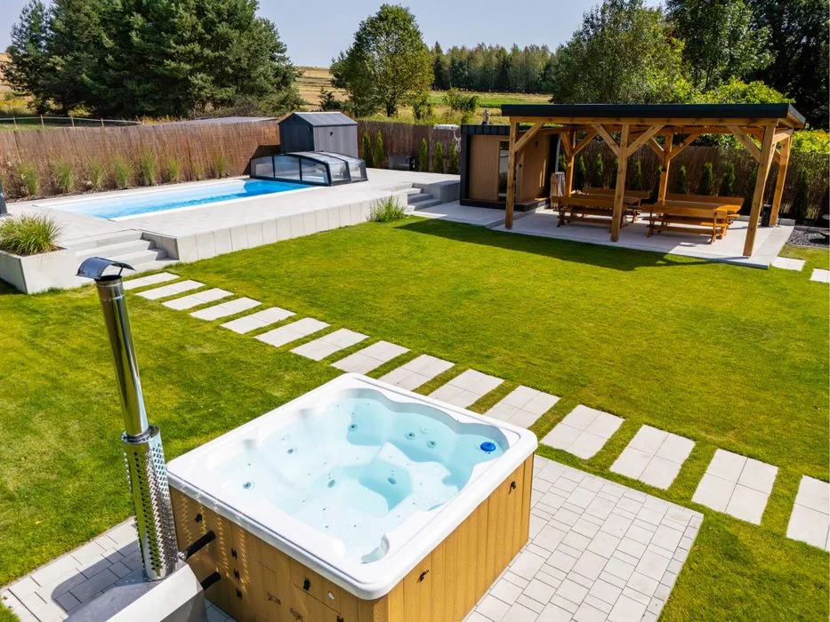 Domek z jacuzzi, basen 30 stopni, 16 osob, sauna bilard, roztocze – zdjęcie 2