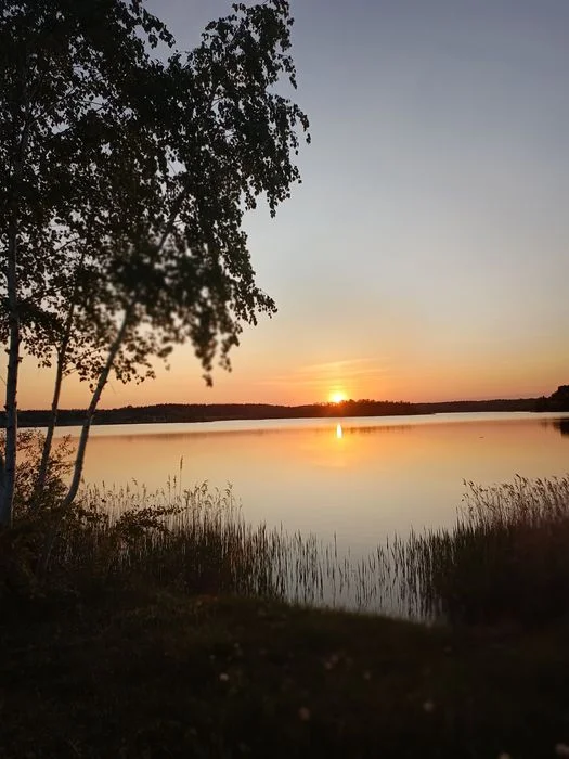 Domek nad jeziorem z basenem, jacuzzi – zdjęcie 11
