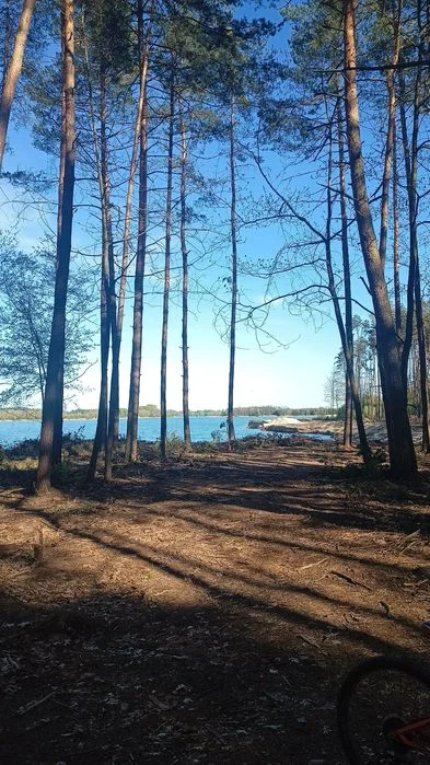 Domek nad jeziorem z basenem, jacuzzi – zdjęcie 10