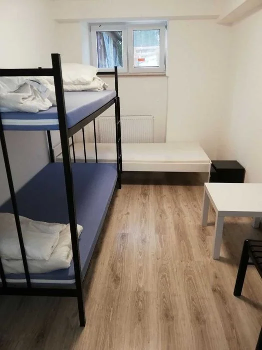 Pokoje pracownicze Wlochy 200zł, Хостел, Hostel / Kwatery. faktury VAT – zdjęcie 4