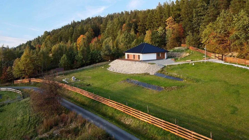 Ferie, Weekendy Sudeckie Wzgórze, Balia i Sauna w cenie 12 os.