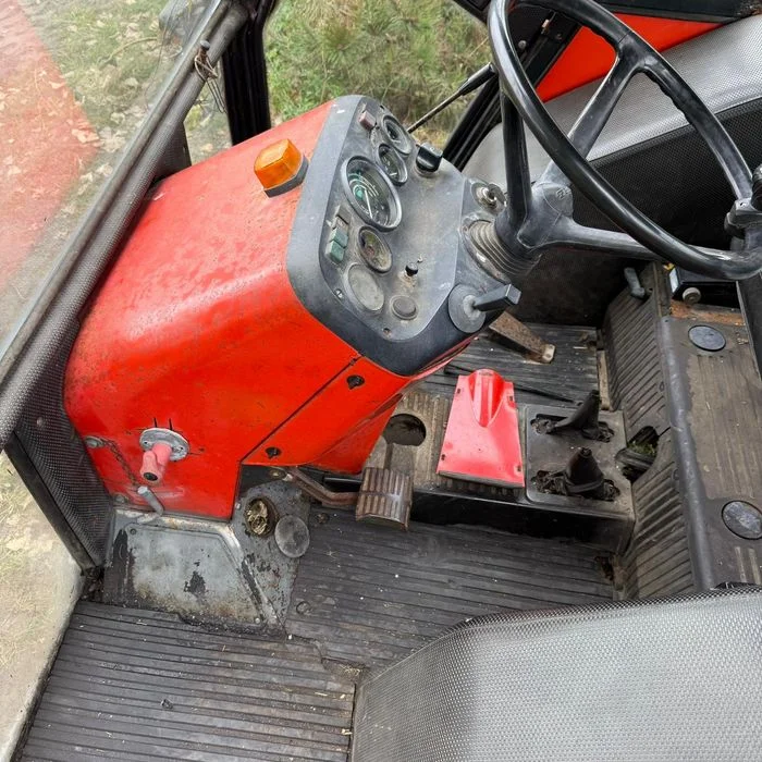 Części drzwi Kabina zetor 7211 zetor 7245 zetor 5211 kompletna jak na – zdjęcie 8