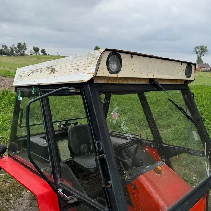 Części drzwi Kabina zetor 7211 zetor 7245 zetor 5211 kompletna jak na – zdjęcie 3