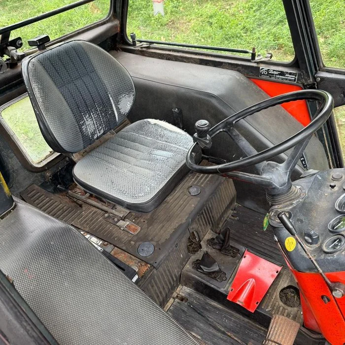Części drzwi Kabina zetor 7211 zetor 7245 zetor 5211 kompletna jak na – zdjęcie 7