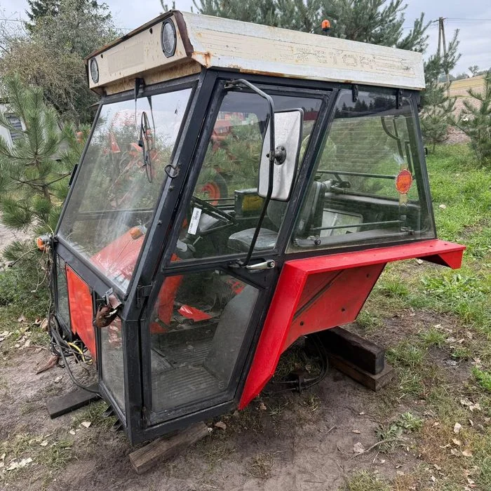 Części drzwi Kabina zetor 7211 zetor 7245 zetor 5211 kompletna jak na