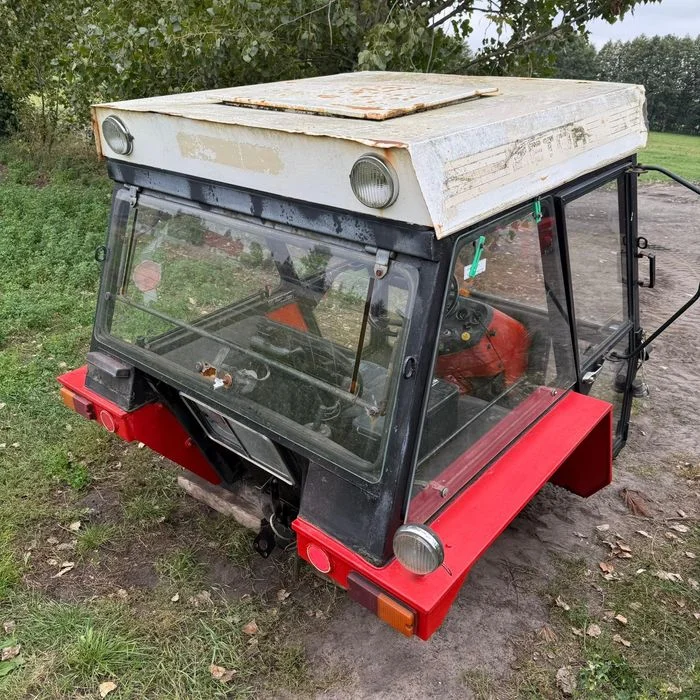 Części drzwi Kabina zetor 7211 zetor 7245 zetor 5211 kompletna jak na – zdjęcie 2