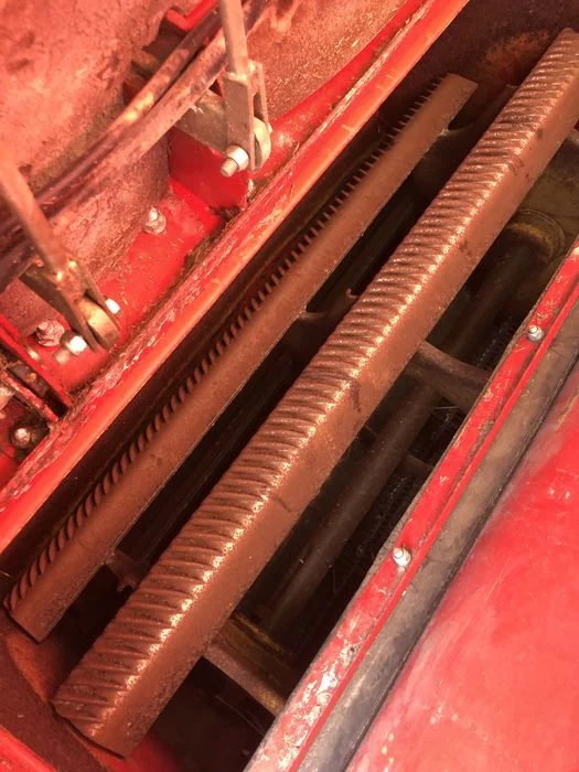 Kombajn zbożowy massey ferguson MF 16 – zdjęcie 2