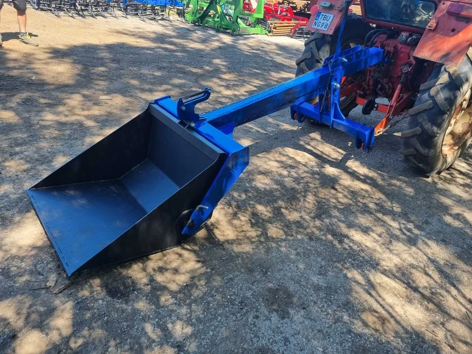 Ładowacz na tył ciągnika z mechanizmem zwalniającym przy użyciu linki + łyżka 80cm – zdjęcie 4
