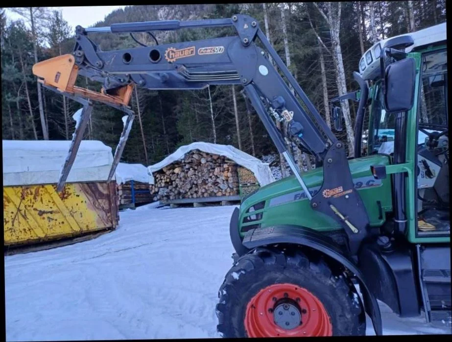 Fendt Fendt Farmer 309 C , ROK 2004 Widły do ​​palet i szyna rumpla – zdjęcie 2