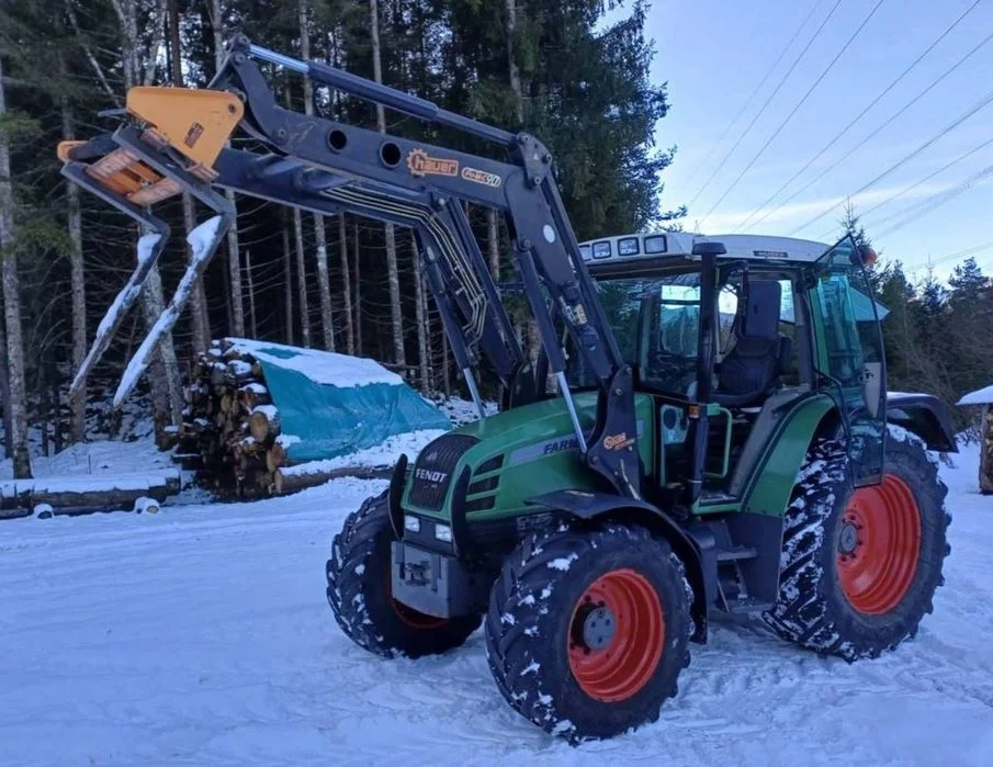 Fendt Fendt Farmer 309 C , ROK 2004 Widły do ​​palet i szyna rumpla