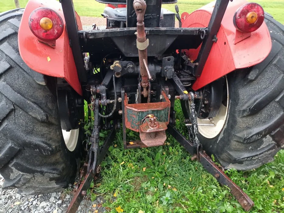 Tył połowa ciągnika Zetor 7211 6211 7011 6011 ursus c360 c355 – zdjęcie 4