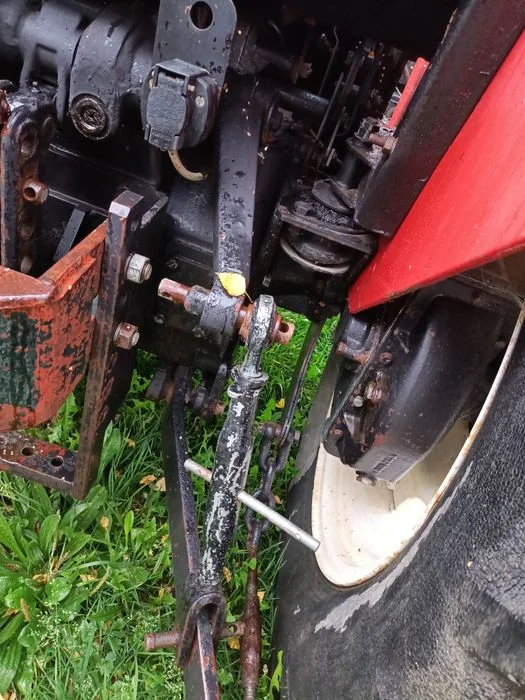 Tył połowa ciągnika Zetor 7211 6211 7011 6011 ursus c360 c355 – zdjęcie 6