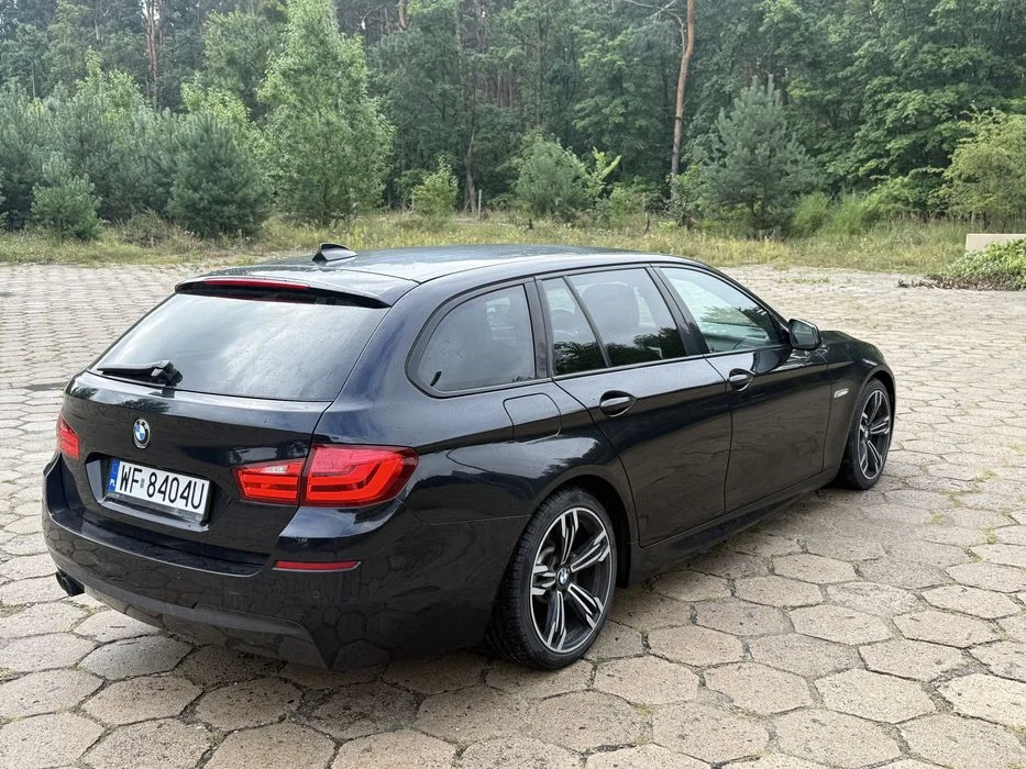 BMW 530xd Mpakiet 8HP Szwajcaria Bi xenon skretny Dociagi Elektr klapa i kierown Łopatki Kamera Ekrany – zdjęcie 3