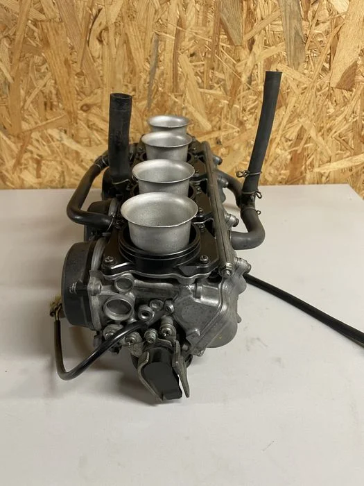 Gaźniki honda cbr 900 sc33 po regeneracji sprawdź!