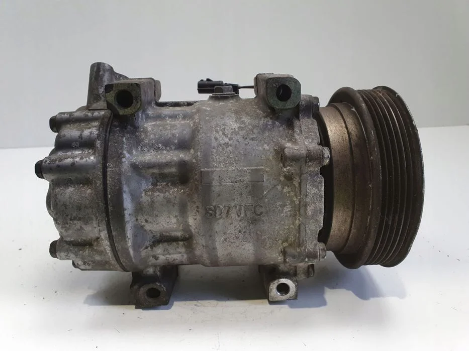 SPRĘŻARKA KLIMATYZACJI Nissan Qashqai 1.5 DCI _ 926009865R – zdjęcie 7