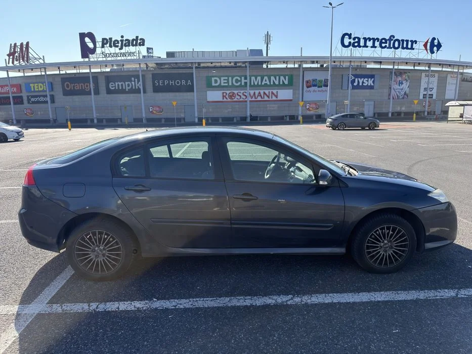 Renault Laguna 3 2.0 M4R 140km 2007r – zdjęcie 3