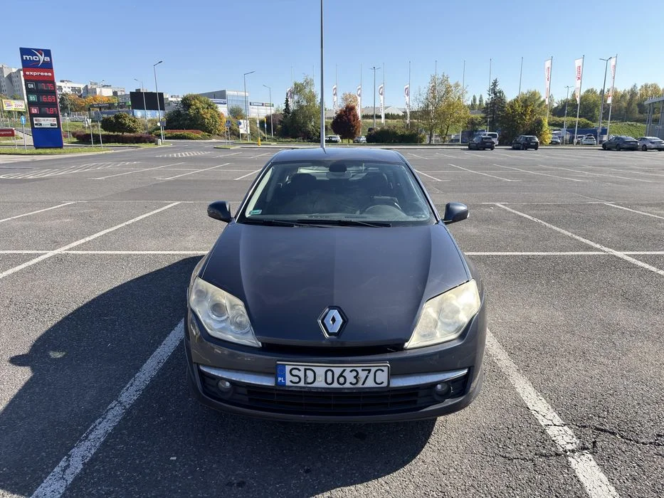 Renault Laguna 3 2.0 M4R 140km 2007r
