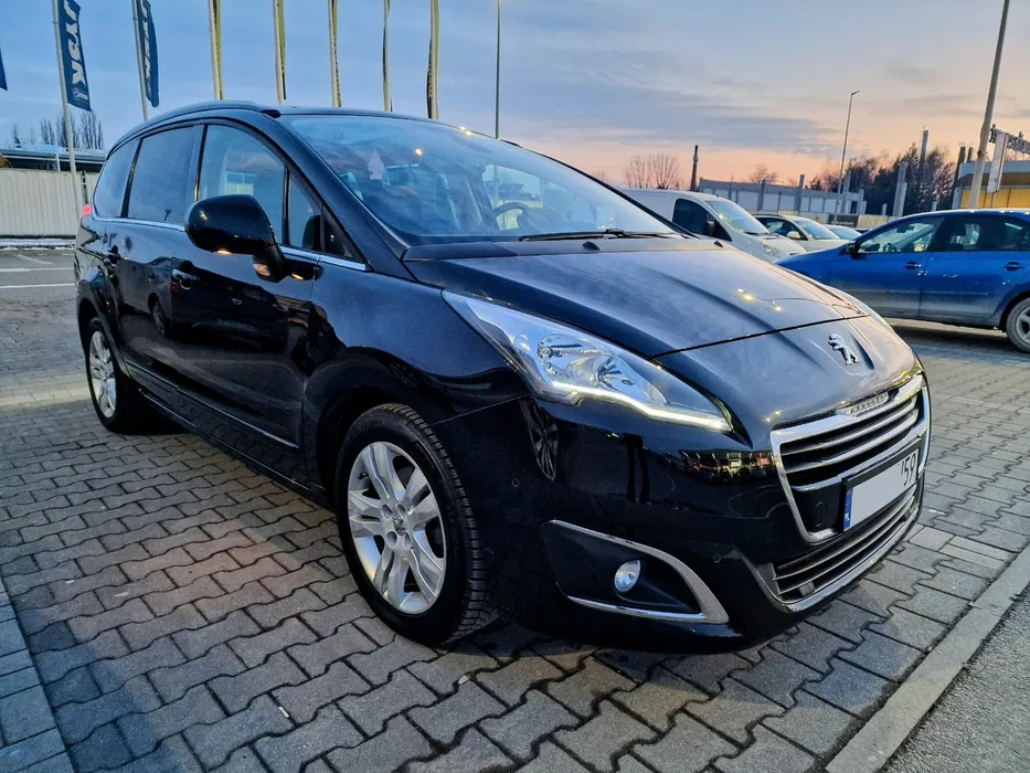 Peugeot 5008 1.6 156KM AUTOMAT 7-osob, Stan Salonowy, Doinwestowany