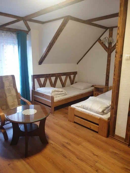 Kwatery pracownicze noclegi tanie mazury Dom Pokoje Gizycko Wegorzewo – zdjęcie 3