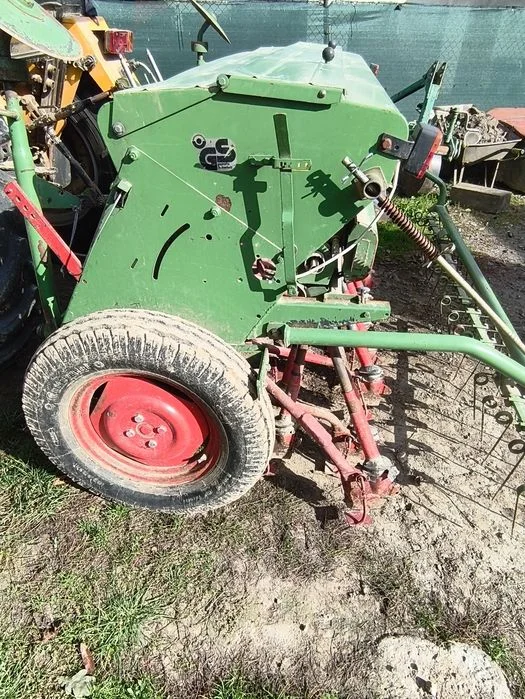 Siewnik hassia 2,5m drobny wysiew, ścieżk i znaczniki automatyczne – zdjęcie 3