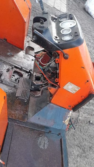 Podest zetor 7211 kabrio zamienie na kabine dopłata z mojej strony – zdjęcie 3