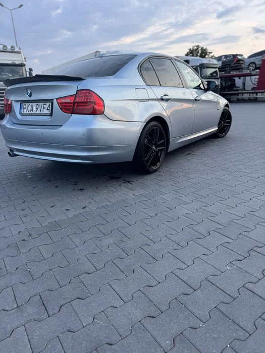 Sprzedam bmw e90 – zdjęcie 8