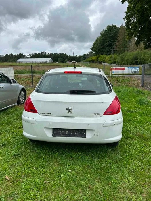 Peugeot 308 2009r – zdjęcie 3
