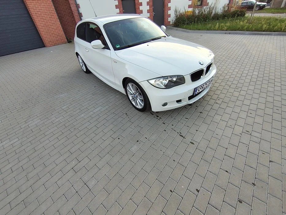 Bmw e81 2.0 benzyna Mpakiet 1 właściciel Książka serwisowa tylko 166tys przebiegu – zdjęcie 2