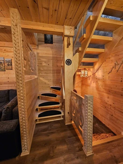 Domek z jacuzzi i sauną w górach na wyłączność – zdjęcie 9