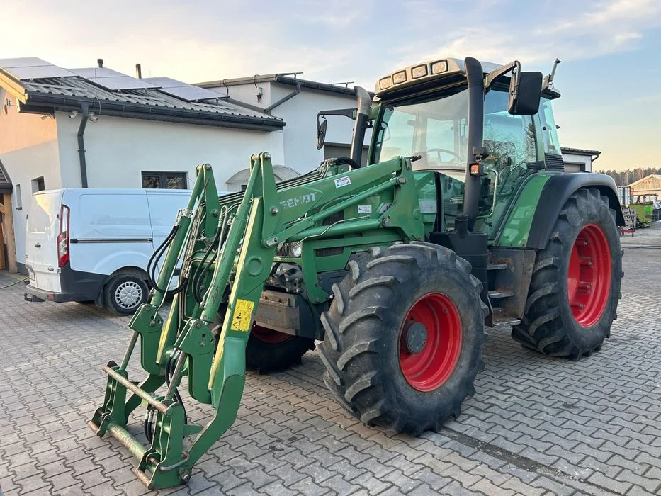 Fendt 411 vario z ładowaczem – zdjęcie 2