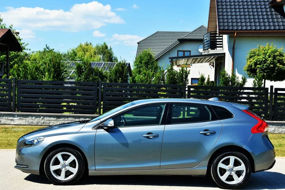 Volvo V40 VOLVO V40 2.0-120Km_LED_NAVI*Klima*ALU Zarejestrowany – zdjęcie 5
