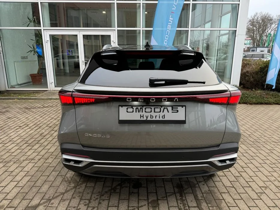Omoda 5 System Hybrydowy Zasięg do 1000 KM – zdjęcie 6