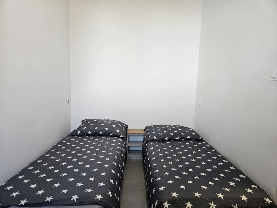 Pokoje przy jeziorze, molo - Ostróda – blisko jeziora – zdjęcie 7