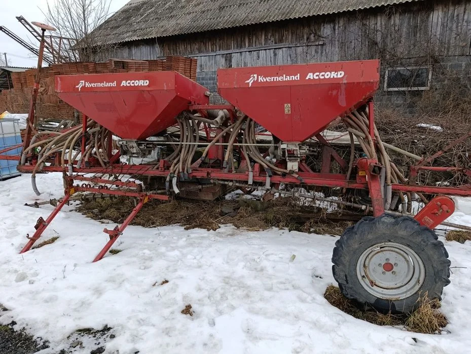 Siewnik Accord 6m części agregat Kverneland – zdjęcie 2