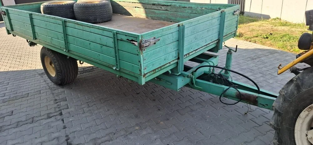Przyczeps jednoosiowa 6 ton 240x400 wywrotka