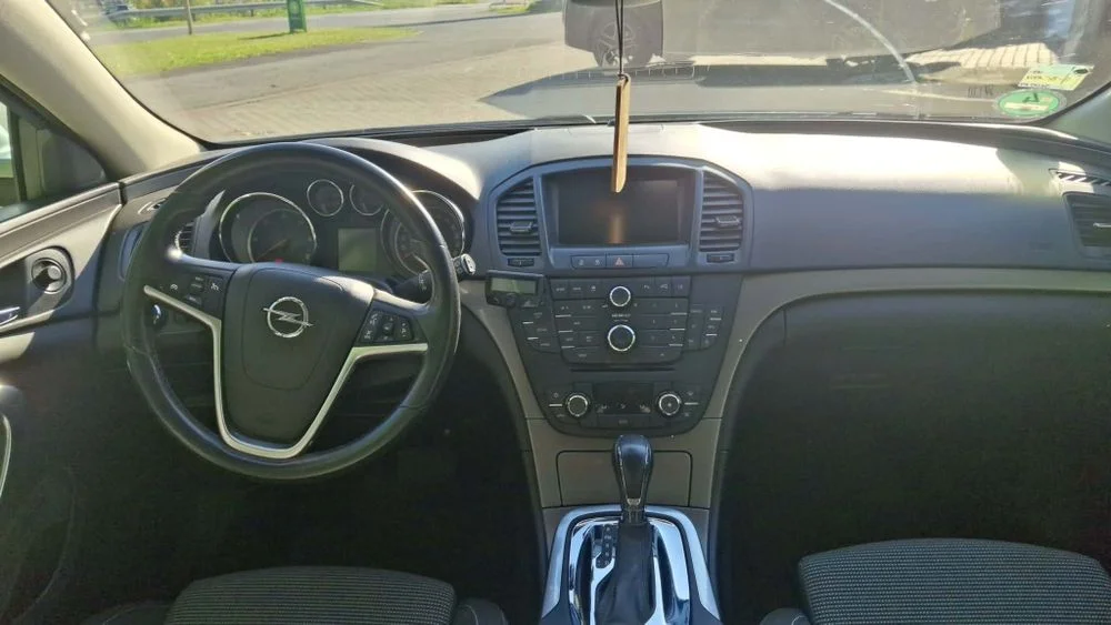 Opel Insignia 2011 – zdjęcie 4