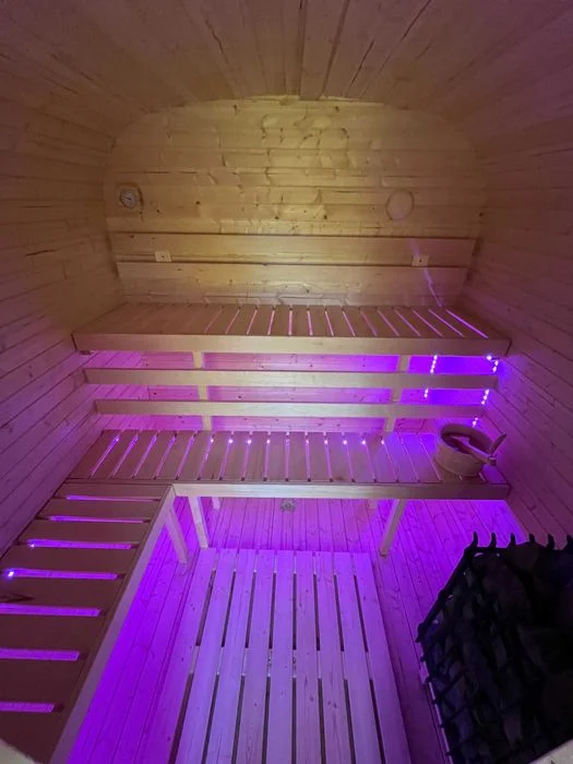 Domek 50 m od jeziora + Prywatna Sauna i Balia – Kinice – zdjęcie 2