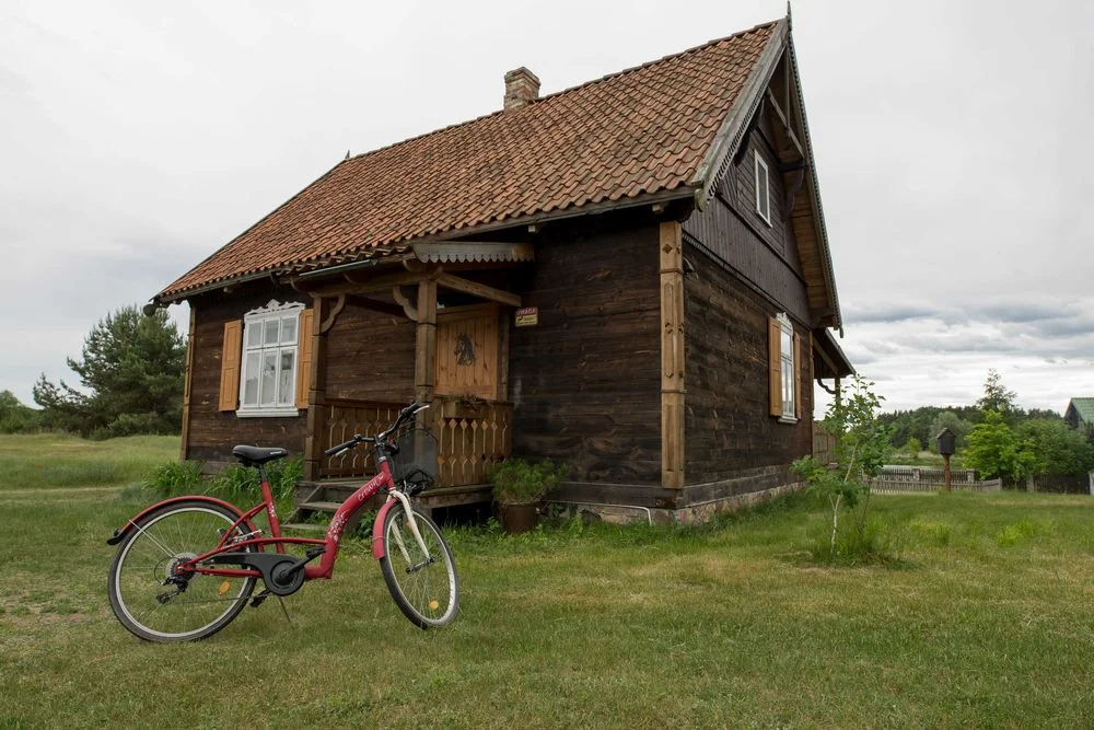 Podlaskie Zacisze nad Bugiem. Magiczna chata z sauną z kojącym widokiem na rzekę Bug – zdjęcie 12
