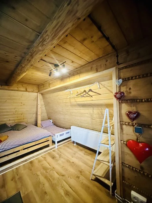 Dom wynajęcia 8/10 os gory ogrod sauna balia taras istebna wisla – zdjęcie 8