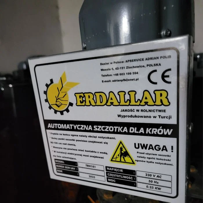 Wysyłka gratis Czochradło automatyczne do bydła szczotka dla krów FV23% brutto – zdjęcie 4