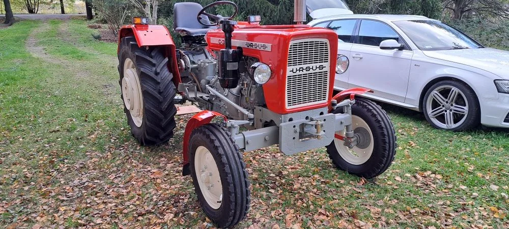 Traktor Ursus c330 c335