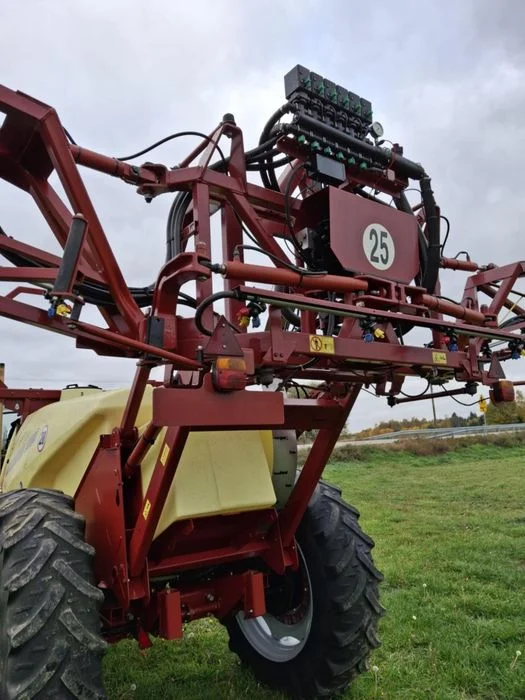 Opryskiwacz HARDI Navigator plus 3000l 24m 2008r – zdjęcie 2