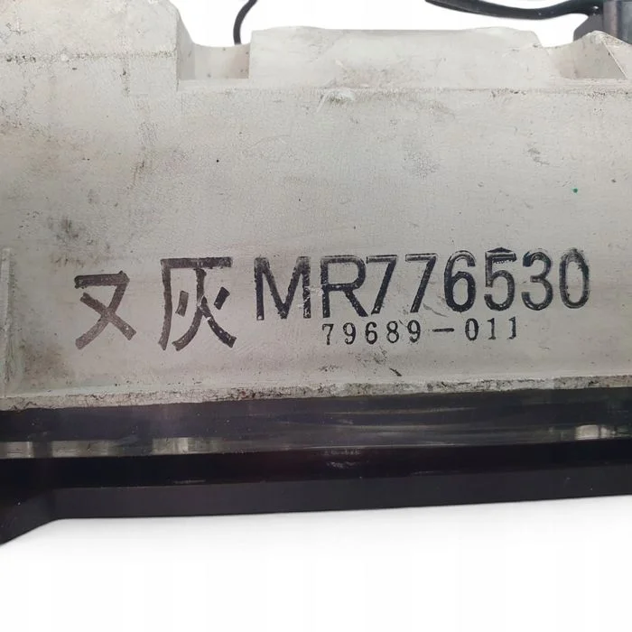 ŚRODKOWY ZEGAR PRZECHYŁOMIERZ Mitsubishi Pajero II Żyroskop MR776530 – zdjęcie 2