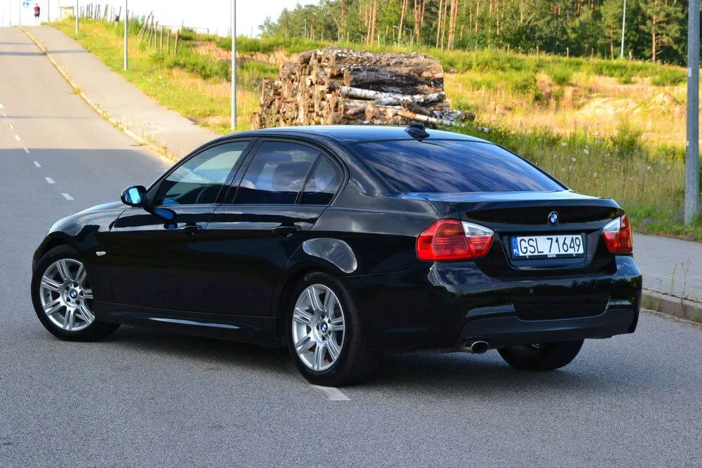 BMW e90 2.0b Sedan Mpakiet Navi Xenon PDC Alu 17 – zdjęcie 3