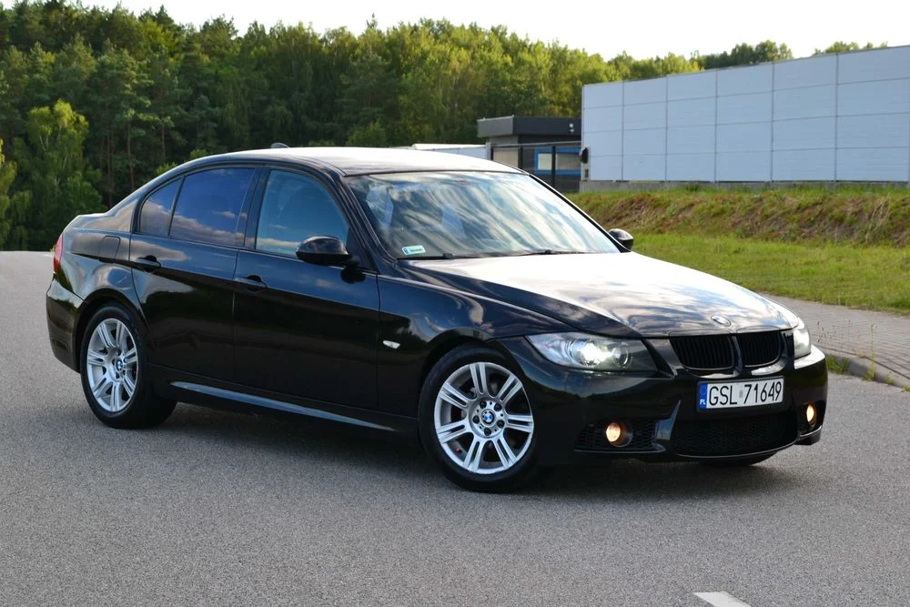 BMW e90 2.0b Sedan Mpakiet Navi Xenon PDC Alu 17 – zdjęcie 5